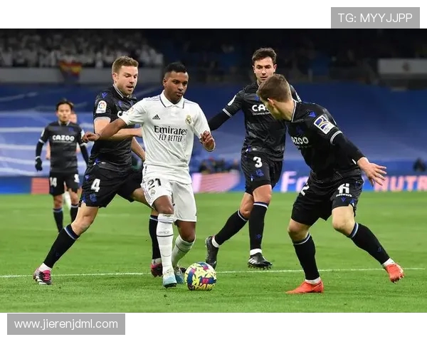 巴萨陷场外动荡助教临危受命率队迎战皇马国家德比